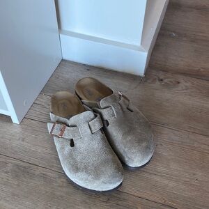 DISCOUNTED Birkenstock Boston Clogs, Women’s narrow EU 38, US 7-7.5.